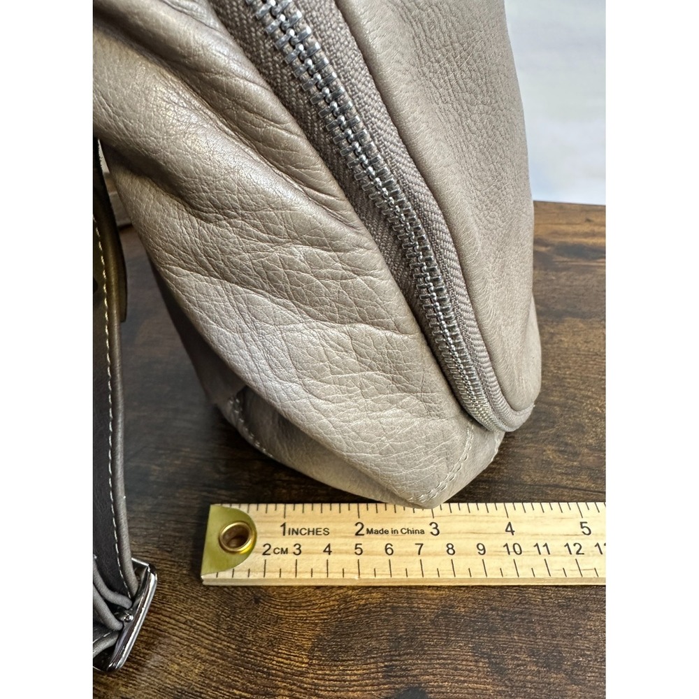 Sundance Leather Saddle Bag Crossbody Purse Taupe Made in Italy Boho Rounded - Picture 7 of 16